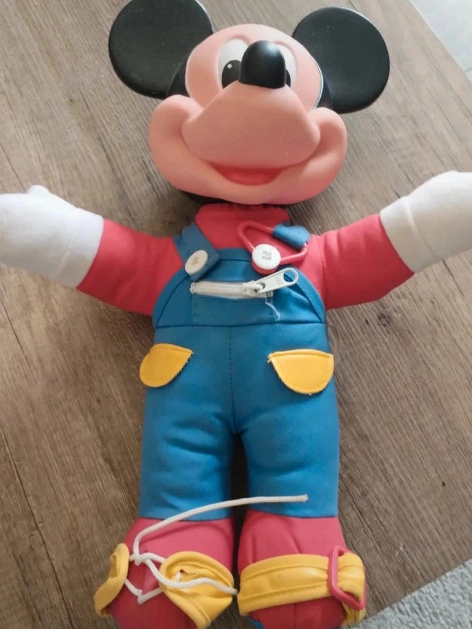 Peluche mousse/plastique Mickey 1989